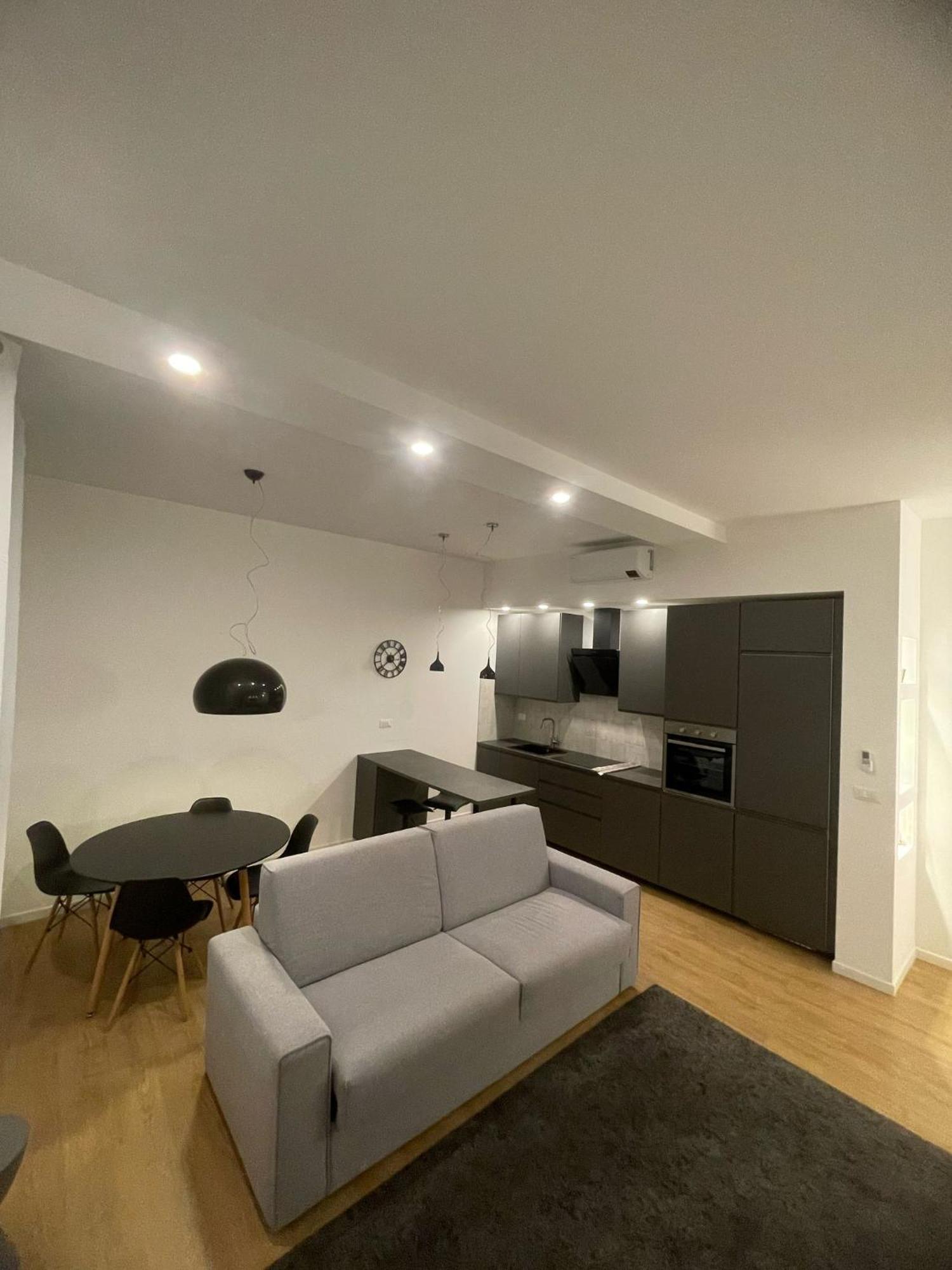 Trieste Centrale Luxury Apartament In Stile Moderno Esterno foto